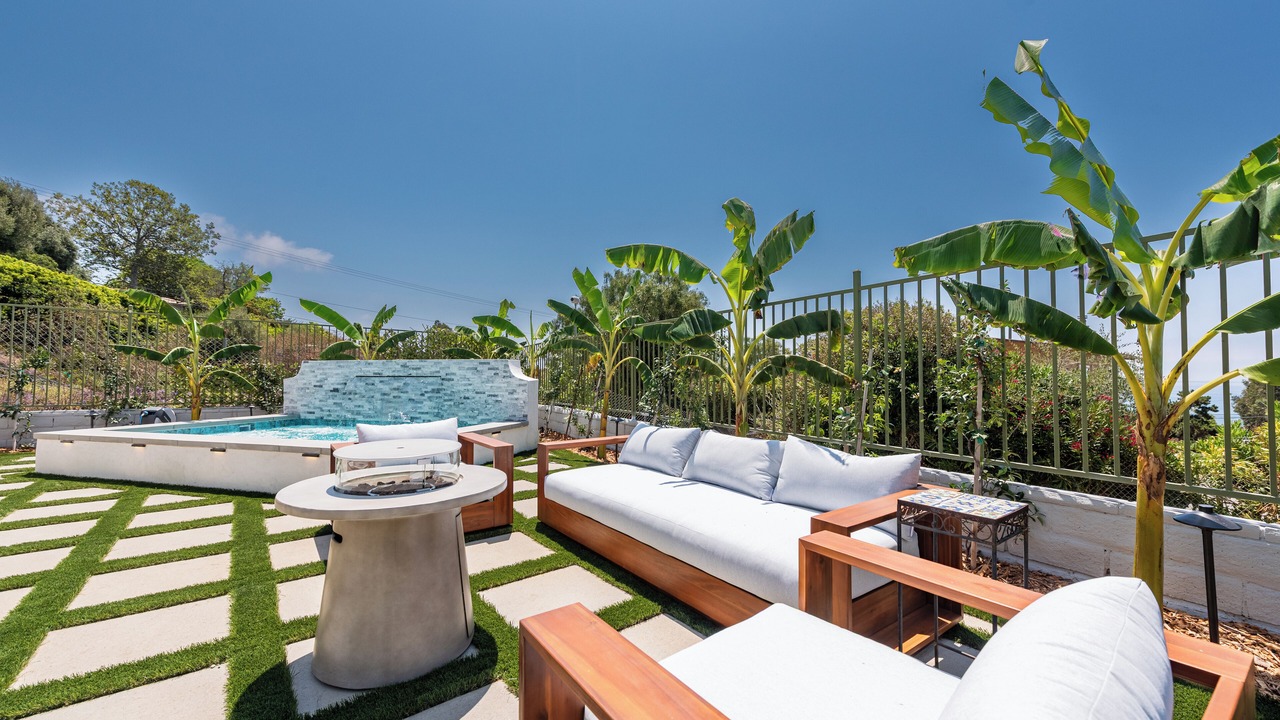 Photo of Patio Balcony in Western Malibu