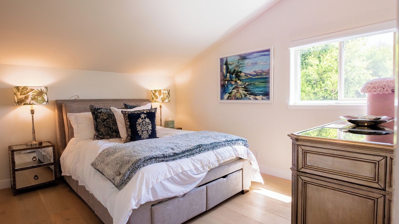 Photo of Bedroom in Western Malibu