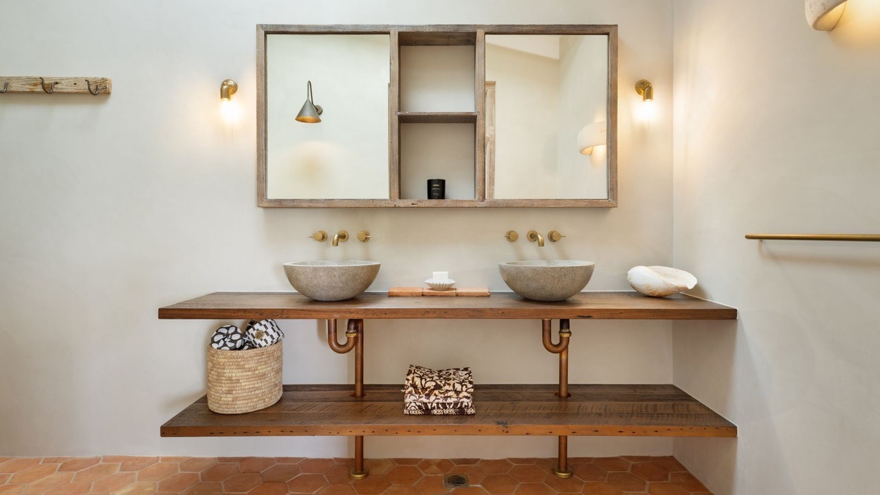 Photo of Bathroom in Federal