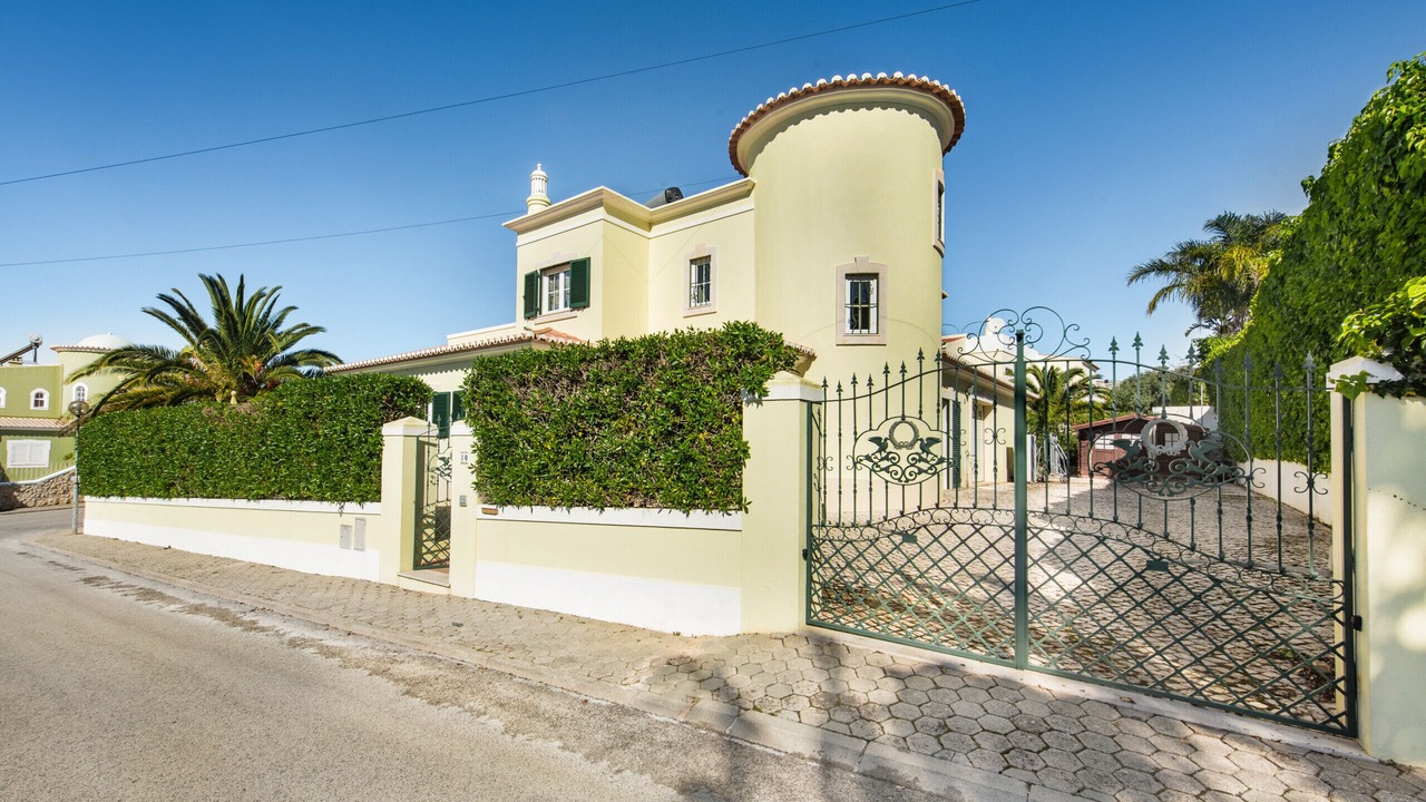 Photo of Outdoor in Mato Serrao