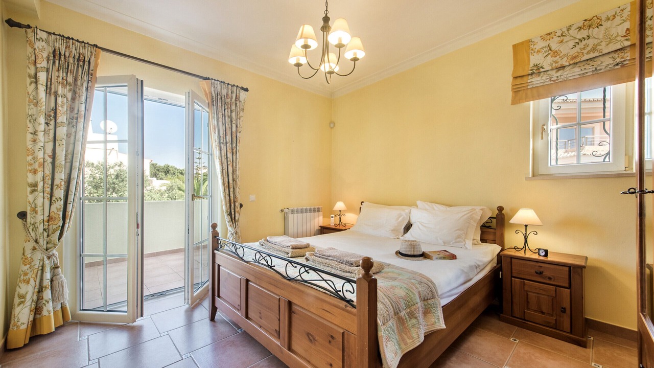 Photo of Bedroom in Mato Serrao