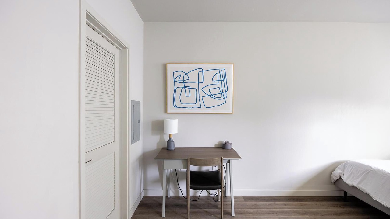 Photo of Bedroom in Reno/Tahoe Airport