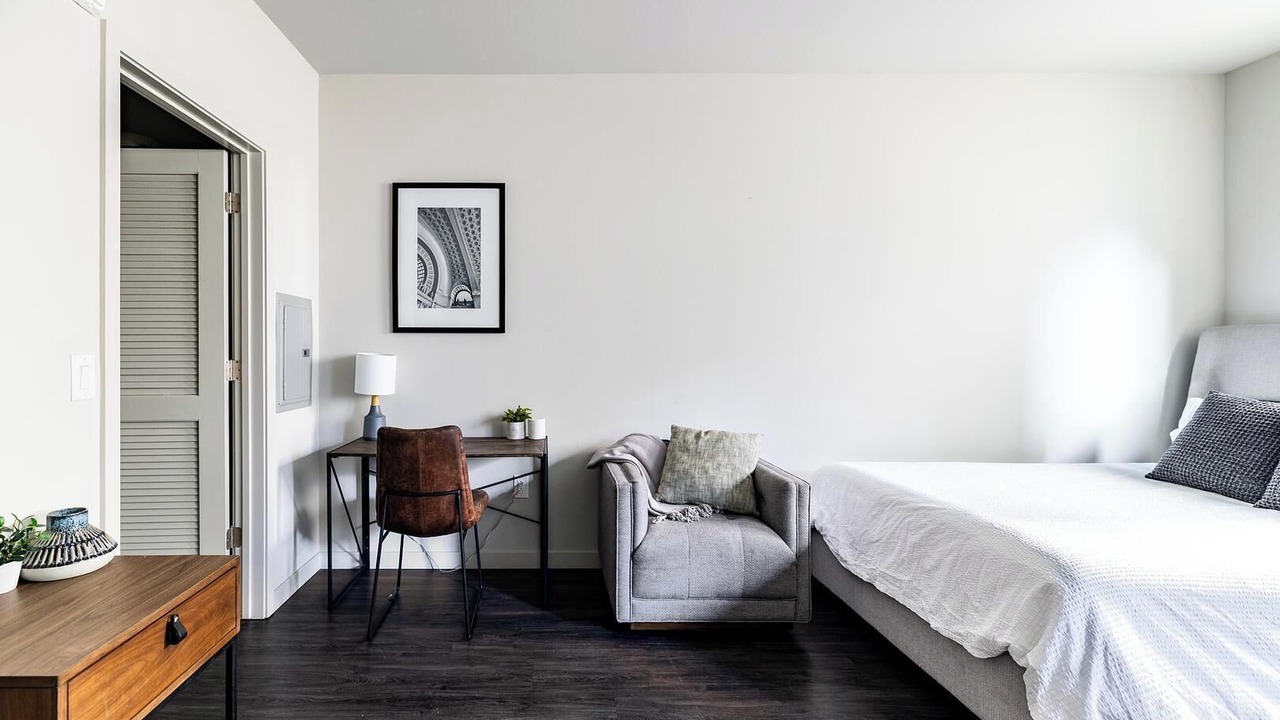Photo of Bedroom in Reno/Tahoe Airport