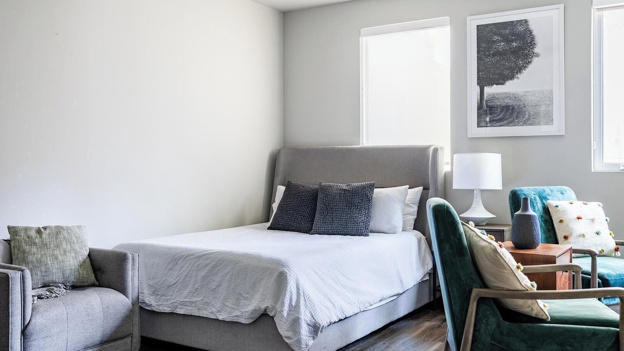 Photo of Bedroom in Reno/Tahoe Airport