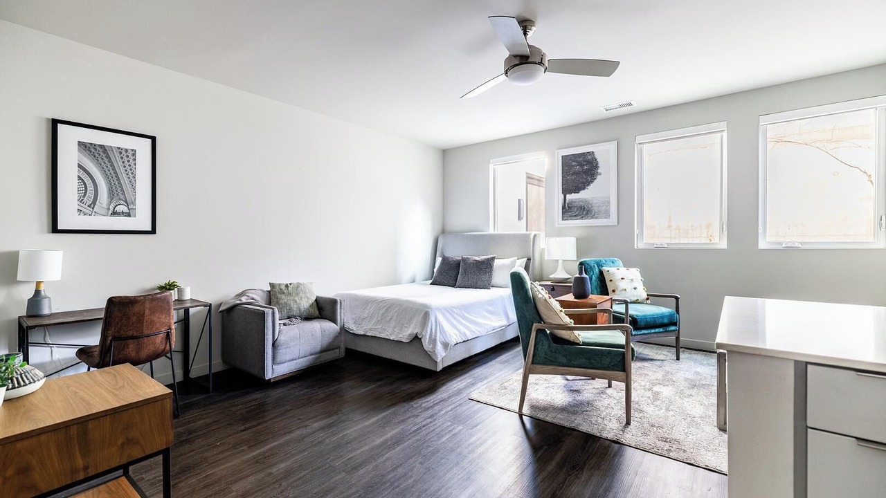 Photo of Bedroom in Reno/Tahoe Airport