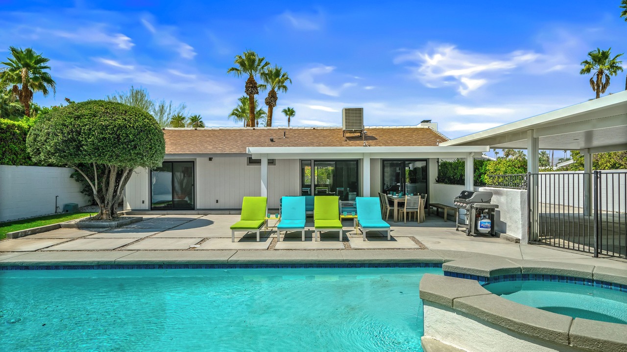 Photo of Outdoor in Tahquitz River Estates