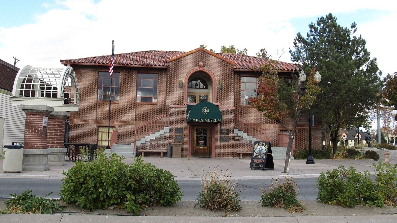 Photo of Others in Sparks
