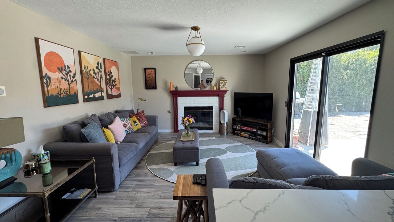 Photo of Livingroom in Cathedral City