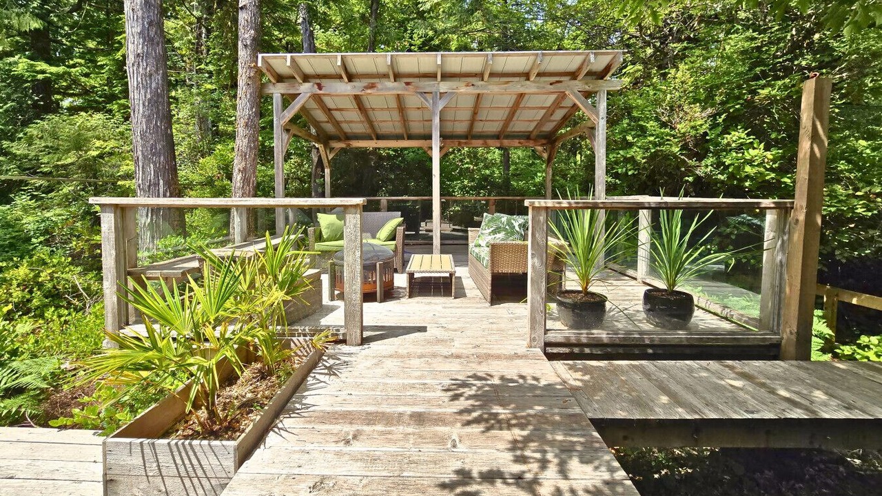 Photo of Patio Balcony in Tofino
