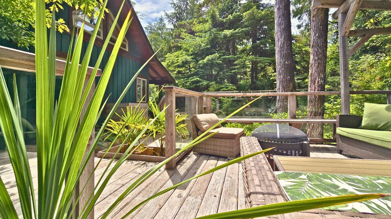 Photo of Patio Balcony in Tofino