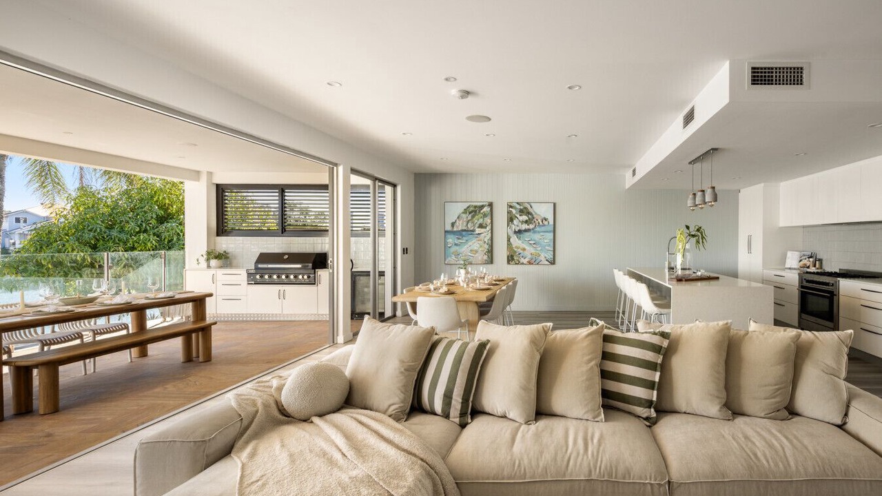 Photo of Livingroom in Burleigh Waters