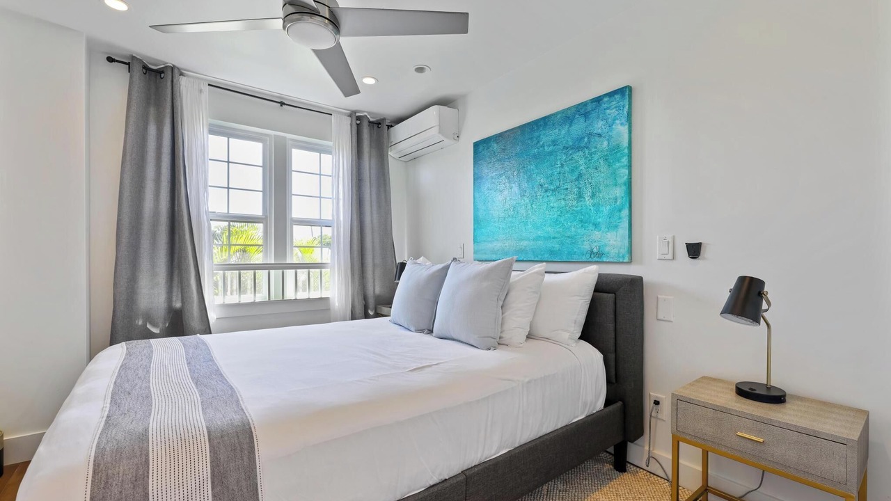 Photo of Bedroom in Wailuku