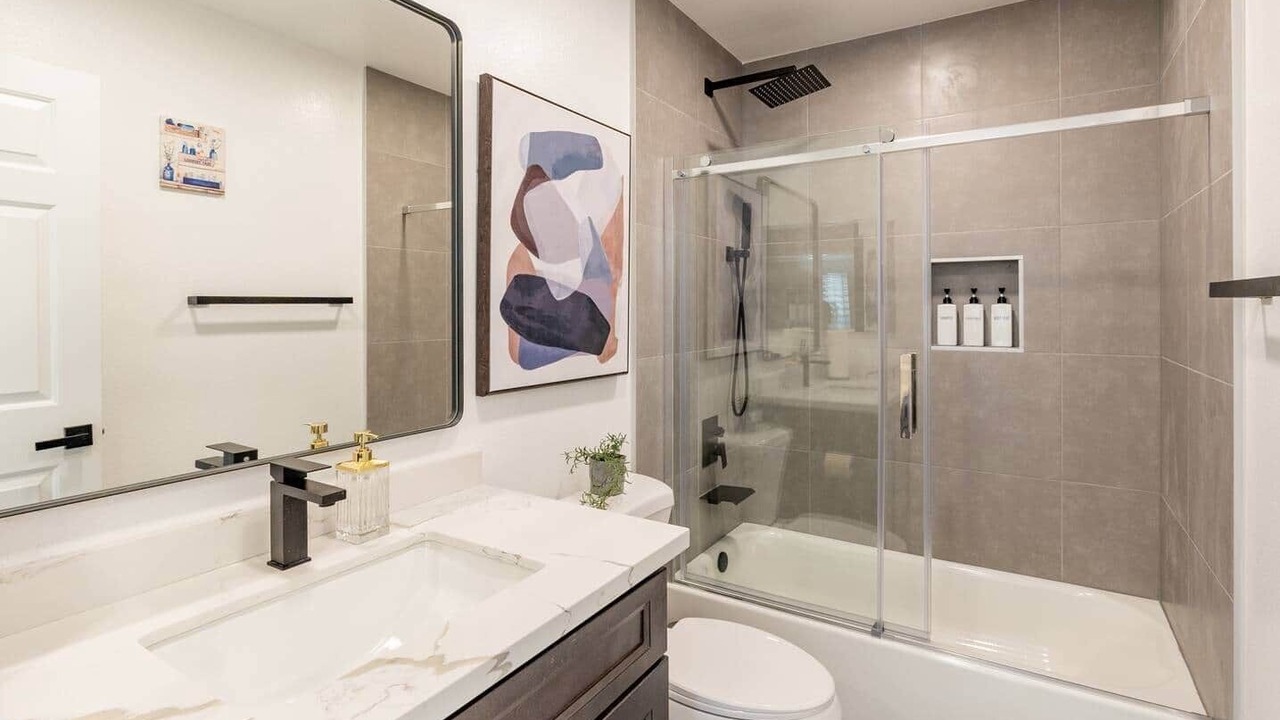Photo of Bathroom in Rhodes Ranch