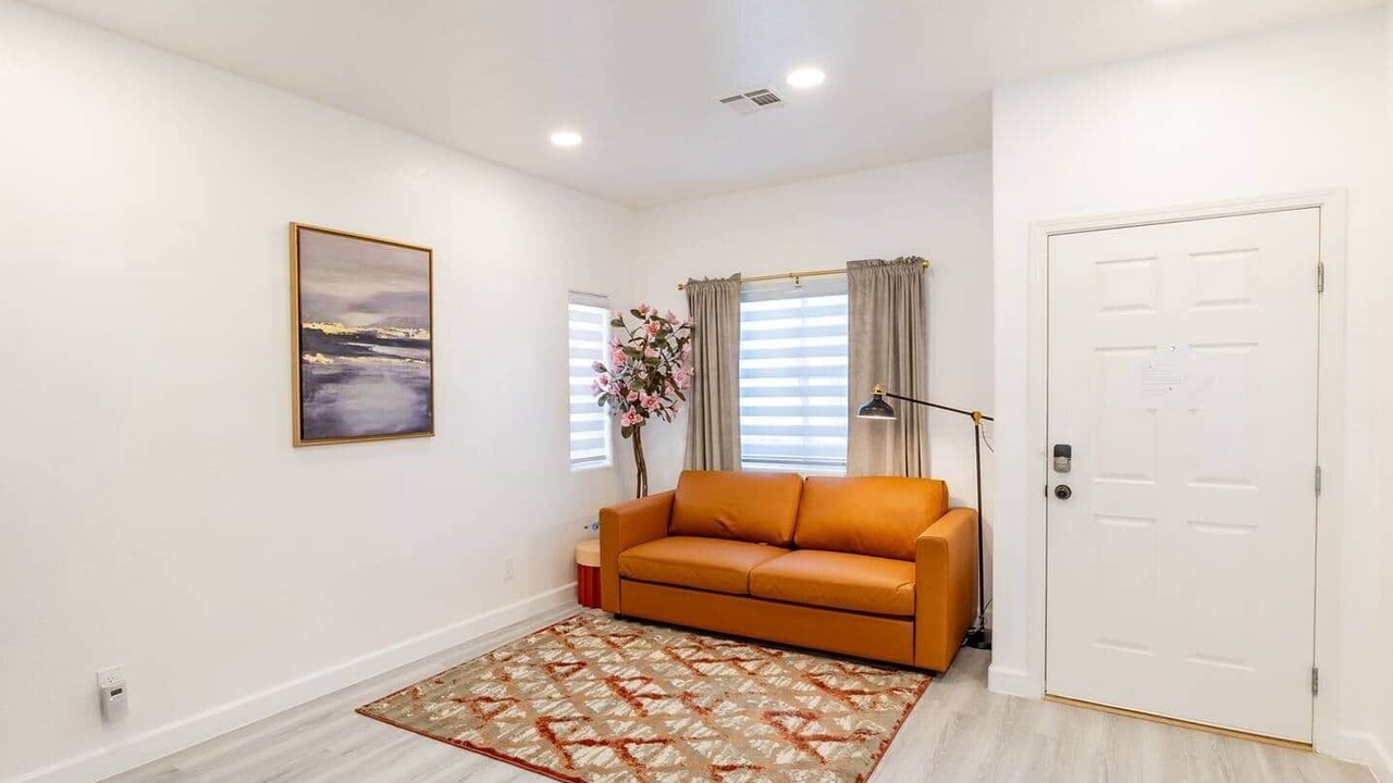 Photo of Livingroom in Rhodes Ranch