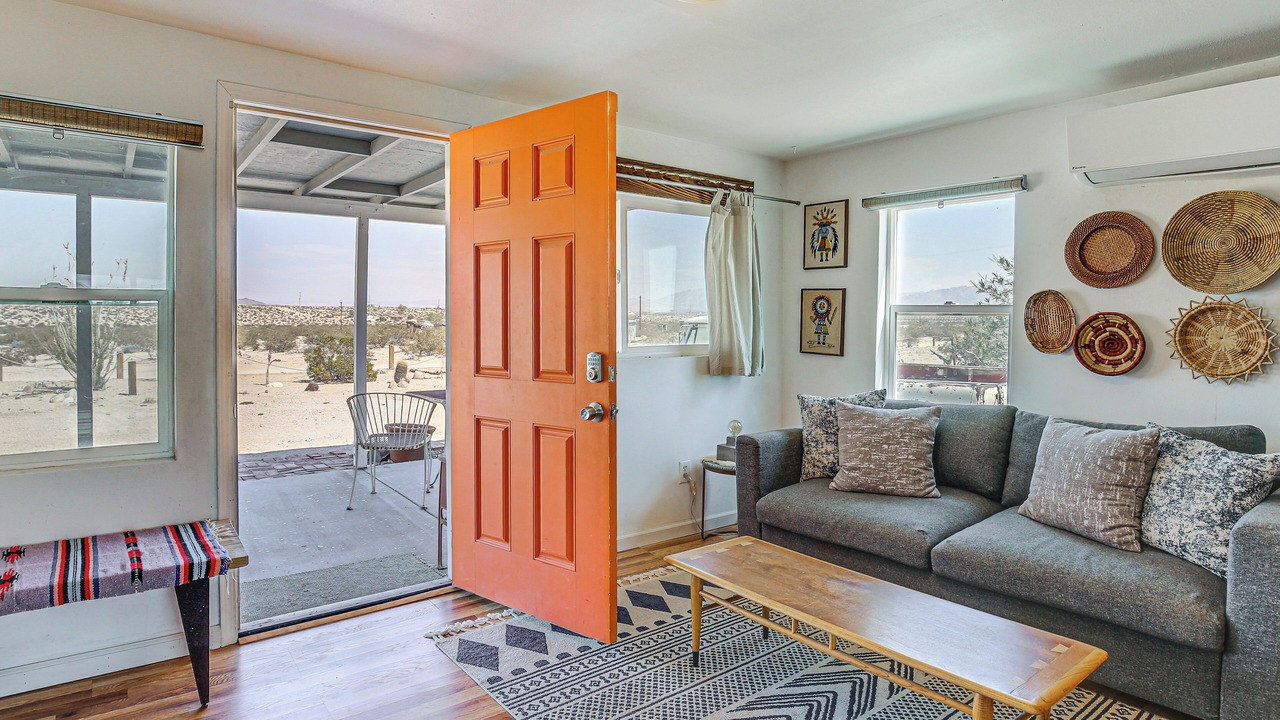 Photo of Bedroom in Twentynine Palms