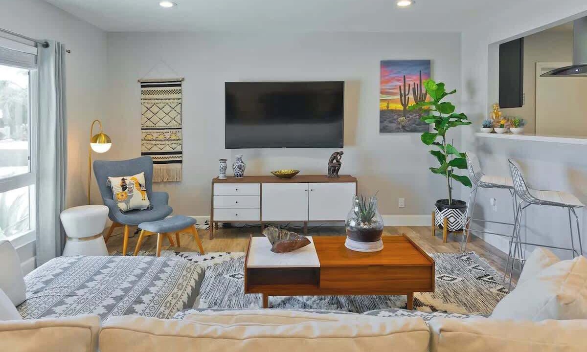 Photo of Bedroom in Racquet Club South
