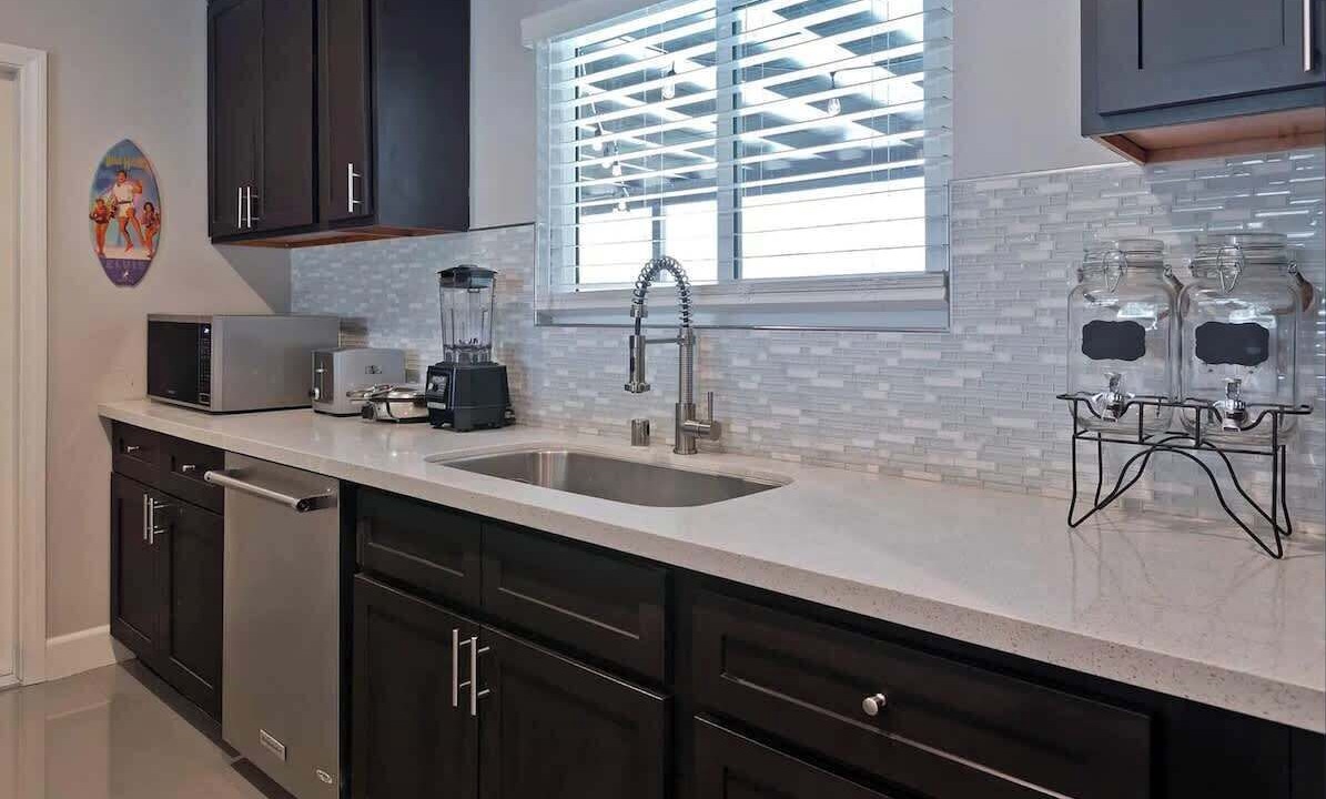 Photo of Kitchen in Racquet Club South