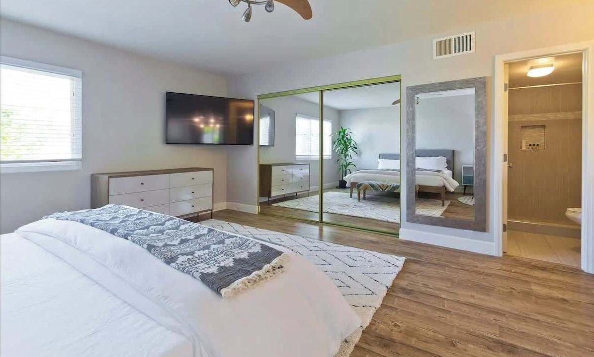 Photo of Bedroom in Racquet Club South