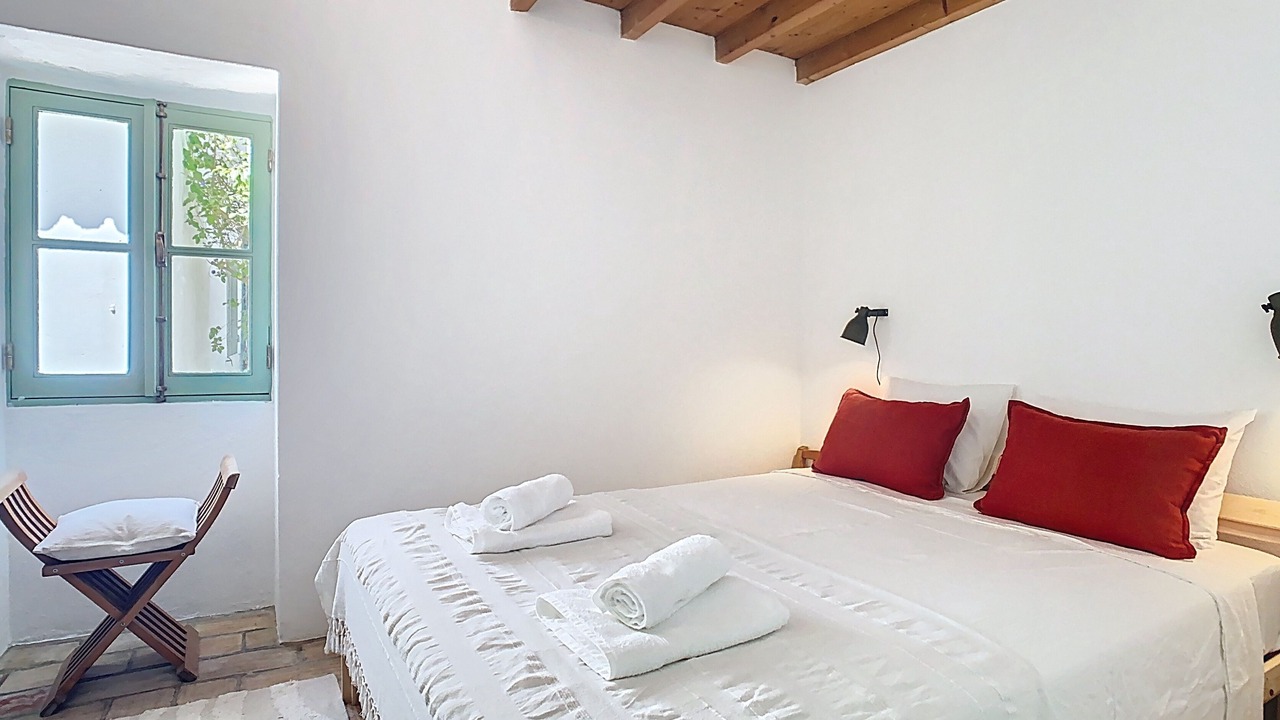 Photo of Bedroom in Sao Bras de Alportel