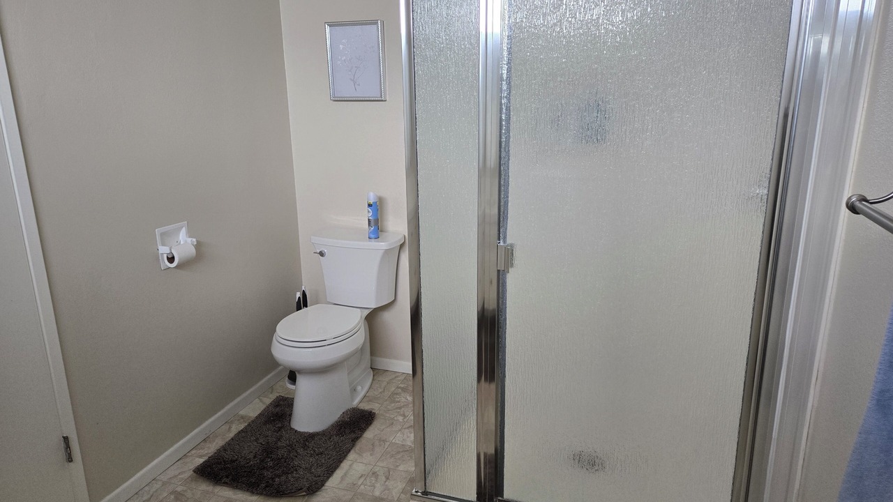 Photo of Bathroom in Orange