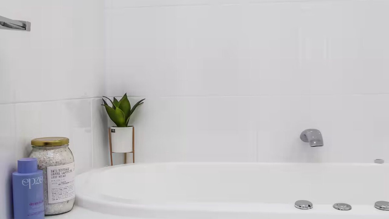 Photo of Bathroom in Mermaid Beach