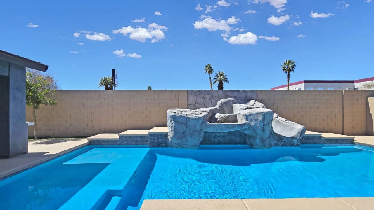 Photo of Outdoor in Spring Valley