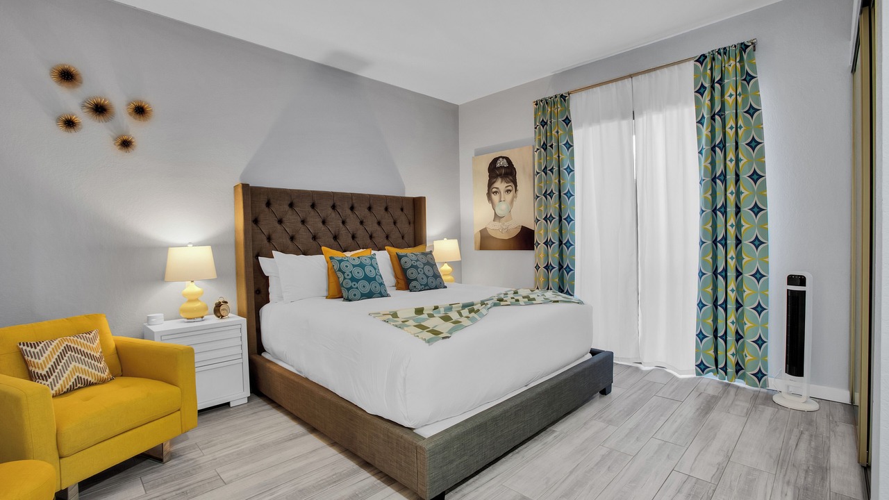 Photo of Bedroom in Canyon Sands