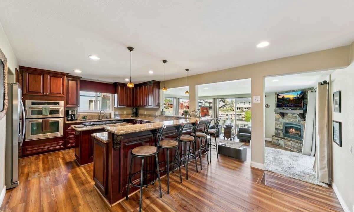 Photo of Kitchen in Tahoe Keys