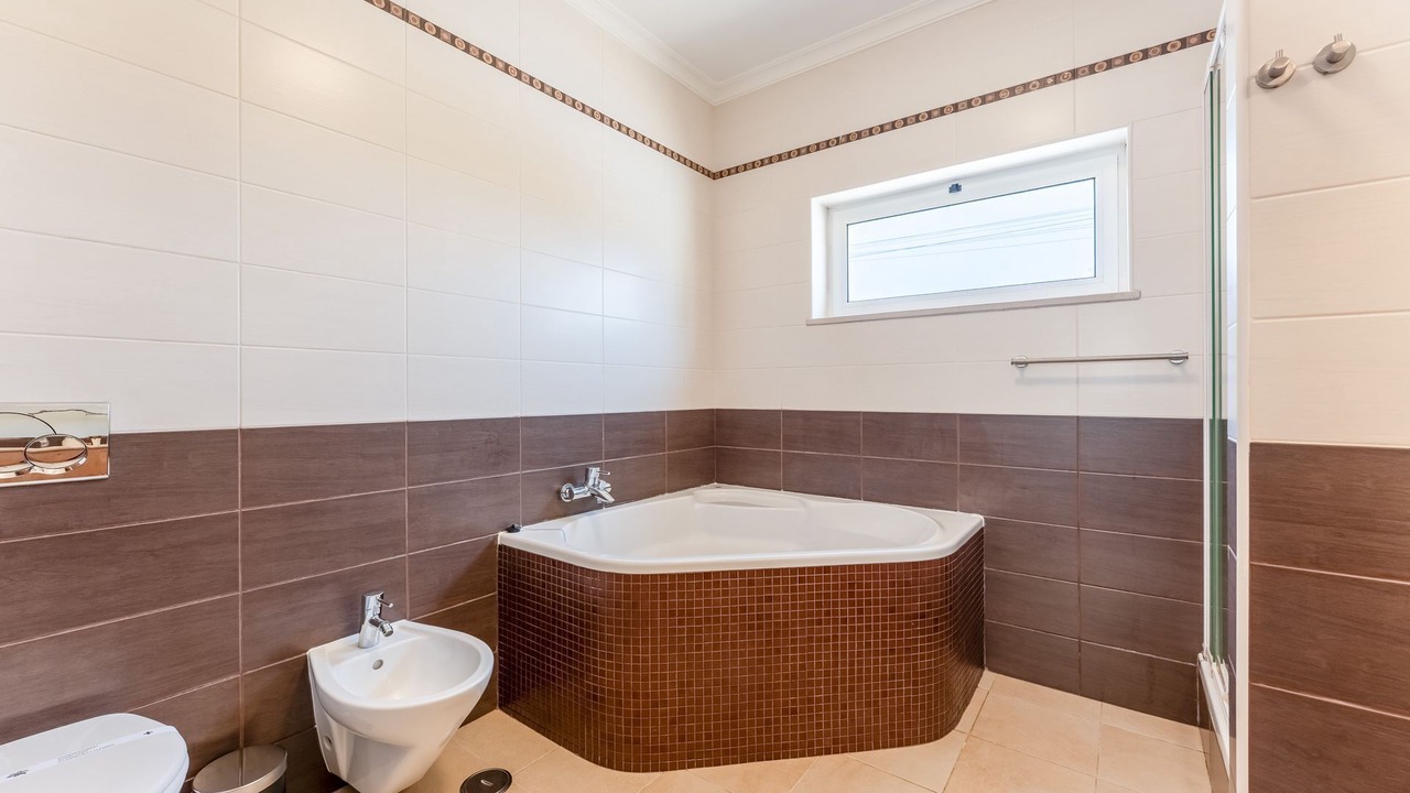 Photo of Bathroom in Alcalar