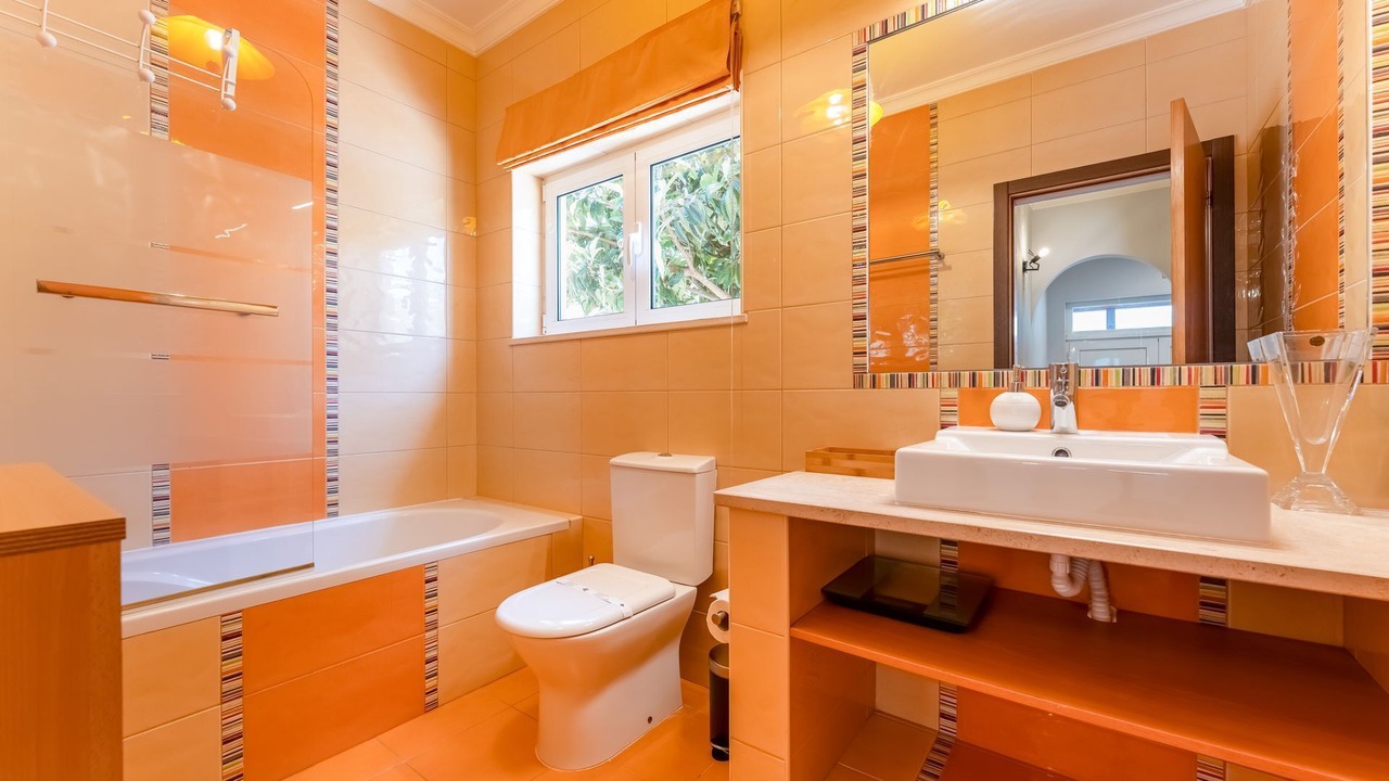 Photo of Bathroom in Alcalar