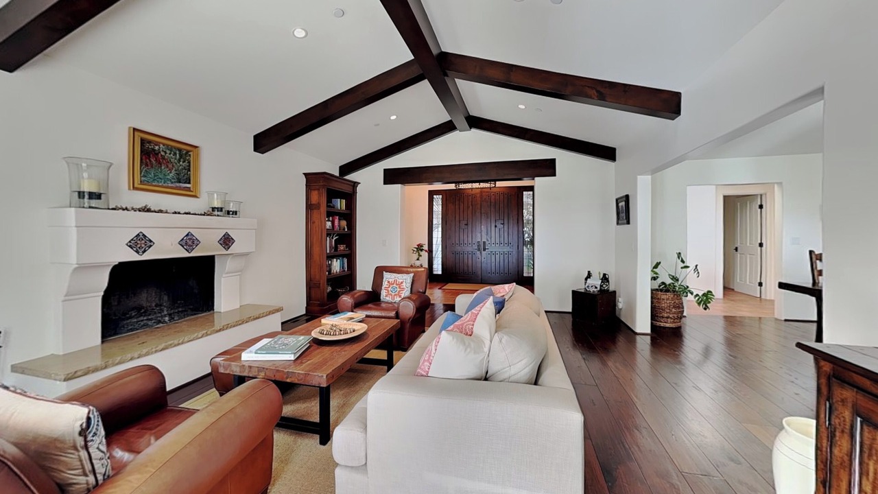 Photo of Livingroom in Montecito