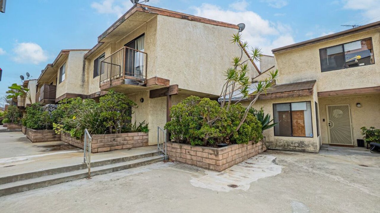 Photo of Outdoor in Inglewood