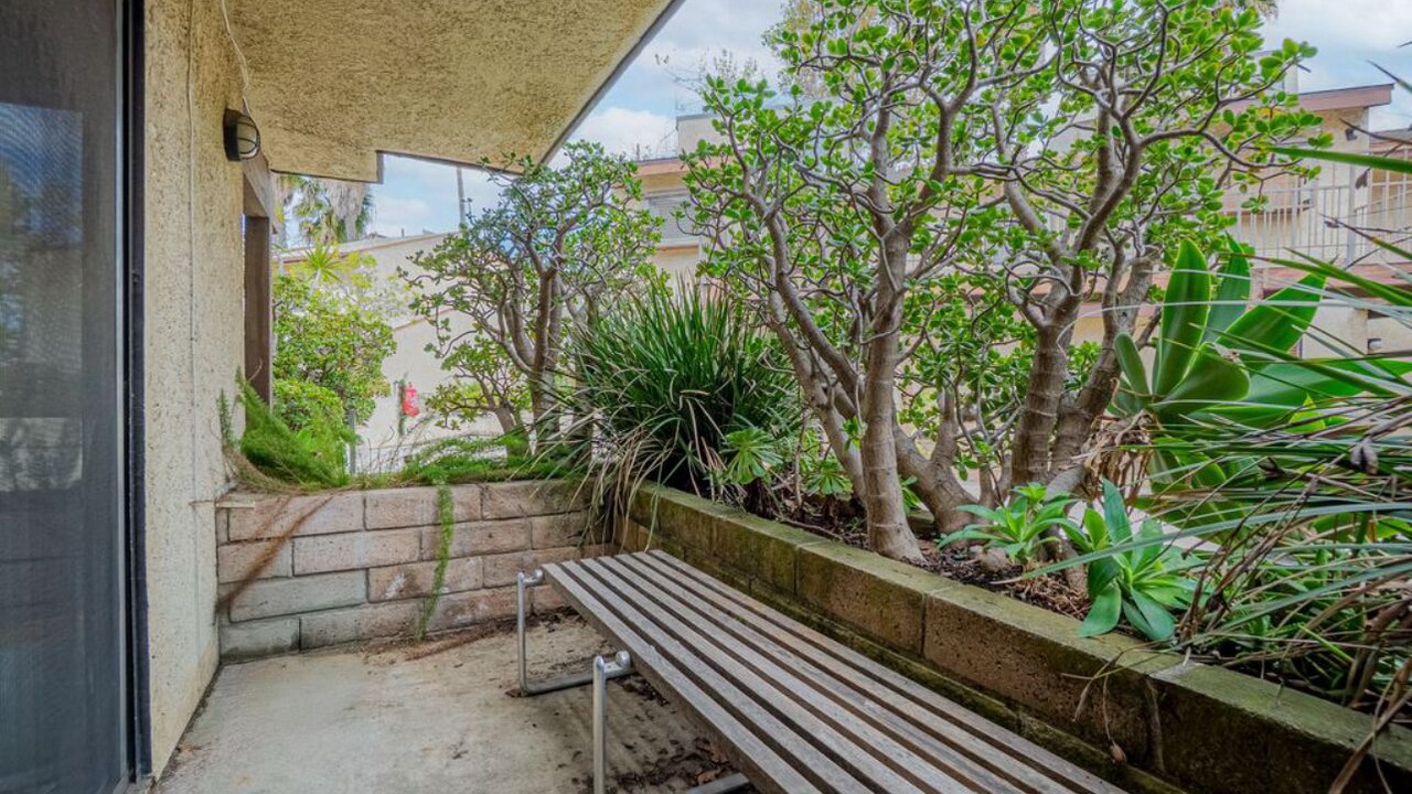 Photo of Patio Balcony in Inglewood
