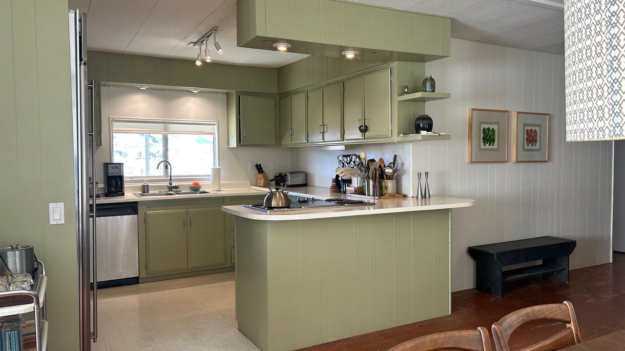 Photo of Kitchen in Morongo Valley