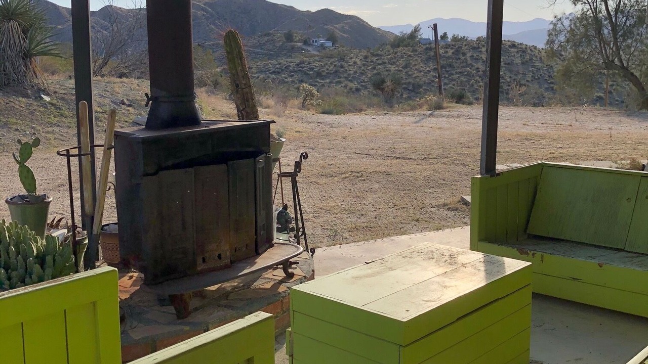 Photo of Patio Balcony in Morongo Valley