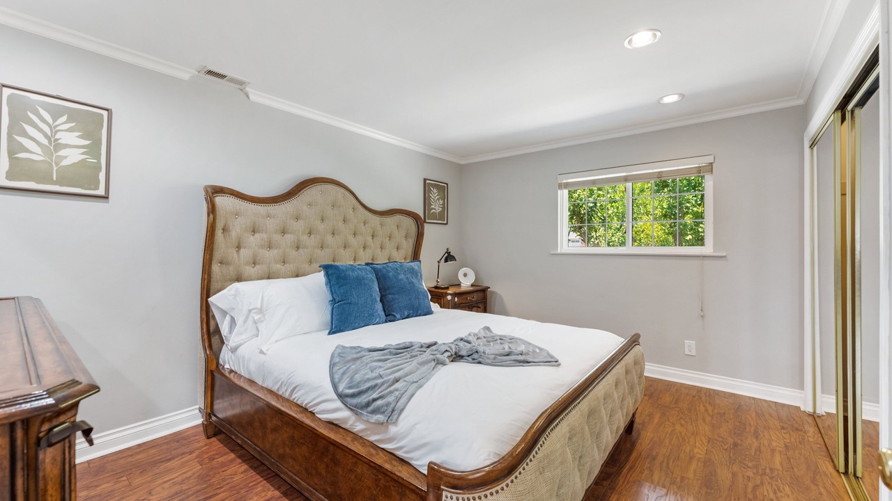 Photo of Bedroom in Goleta