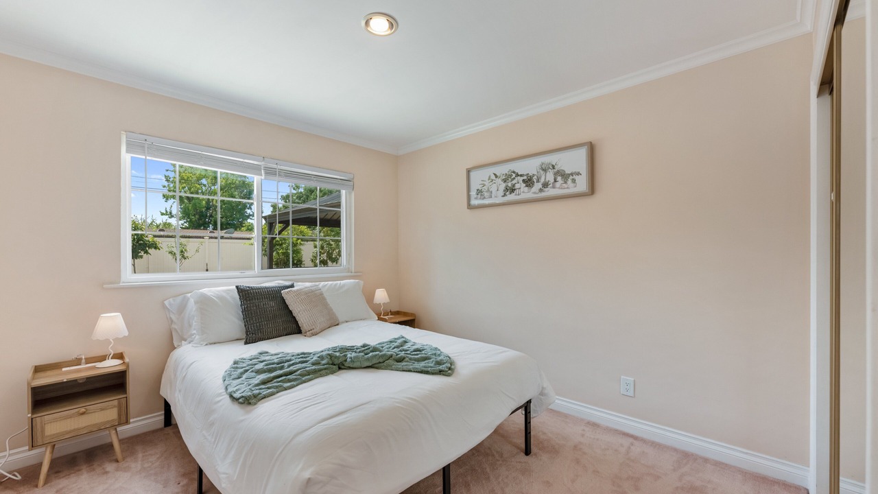 Photo of Bedroom in Goleta