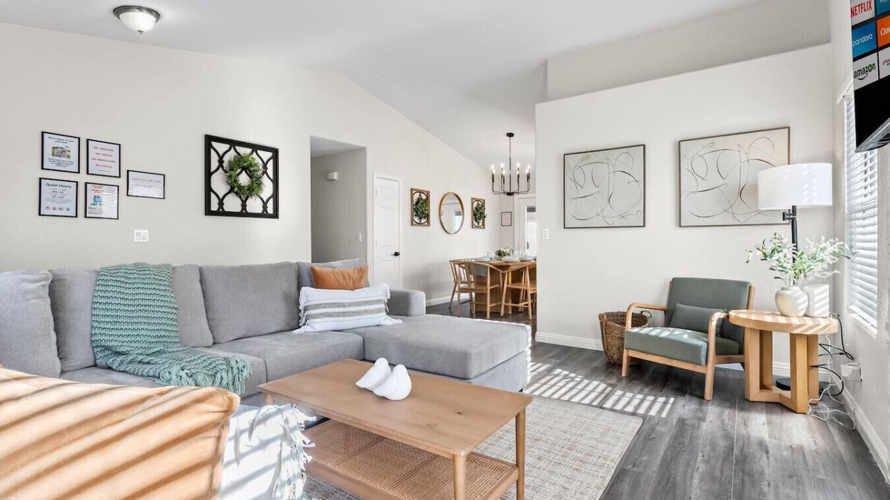 Photo of Livingroom in North Las Vegas