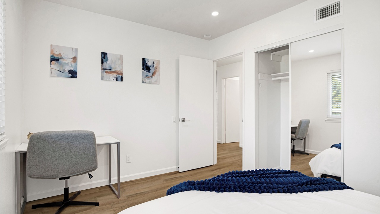 Photo of Bedroom in Thousand Oaks