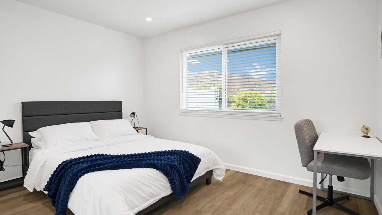 Photo of Bedroom in Thousand Oaks