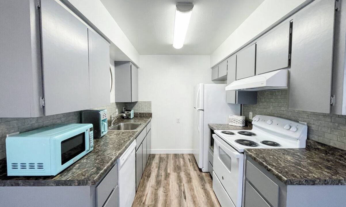 Photo of Kitchen in Coalinga