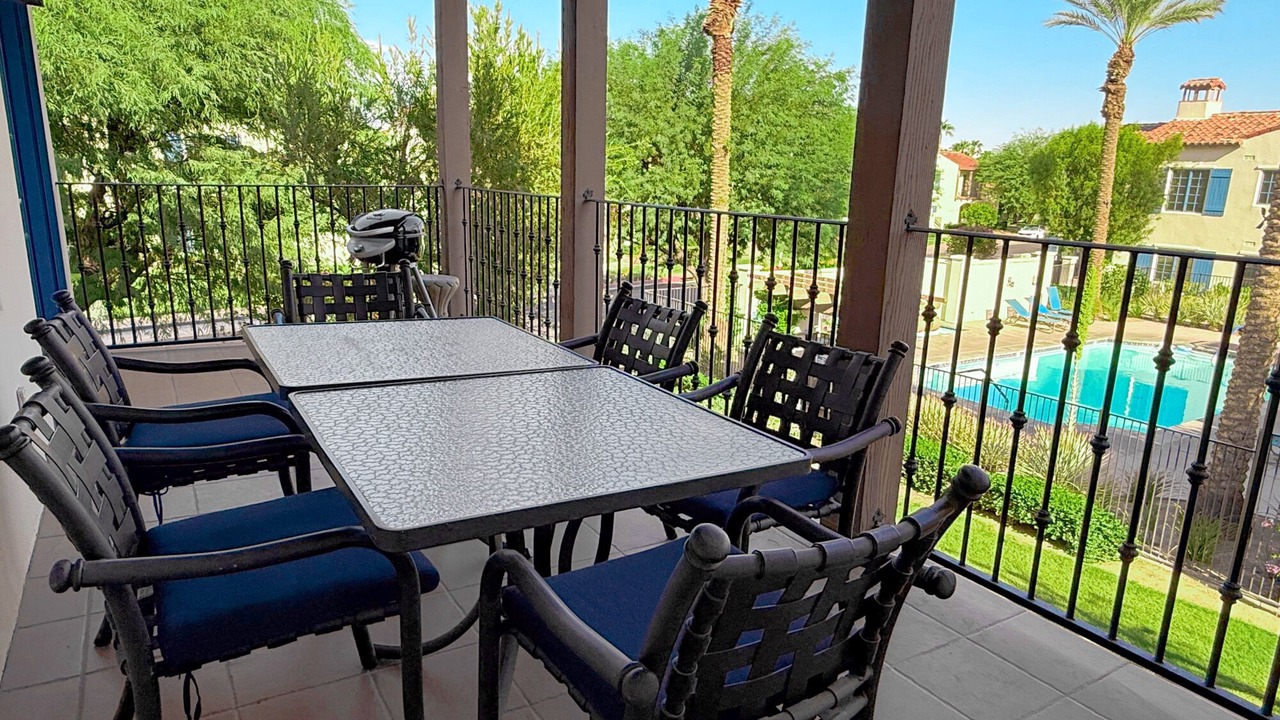 Photo of Patio Balcony in La Quinta