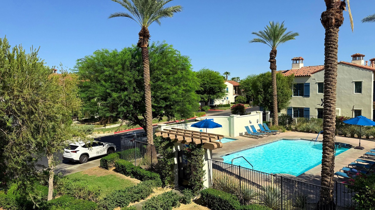Photo of Patio Balcony in La Quinta
