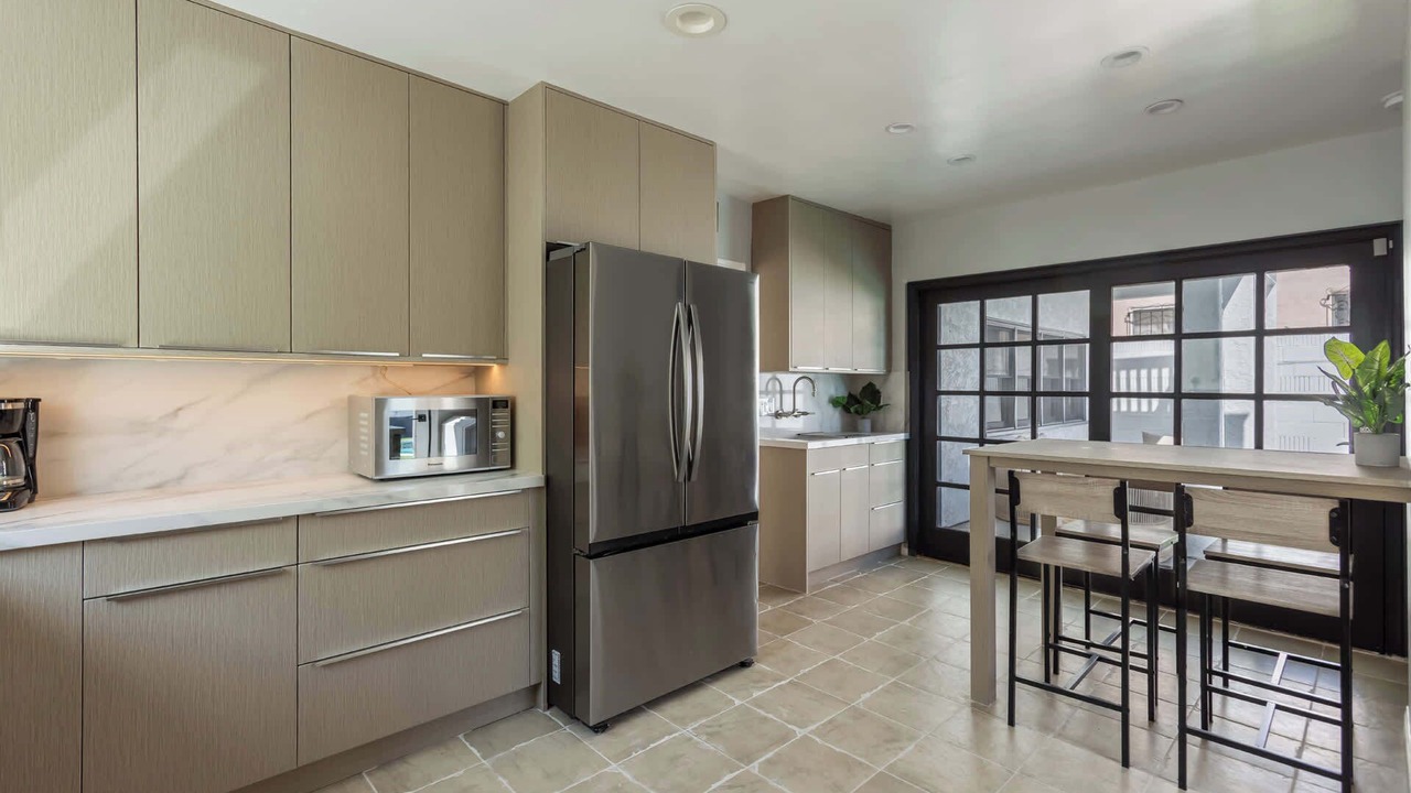 Photo of Kitchen in La Brea