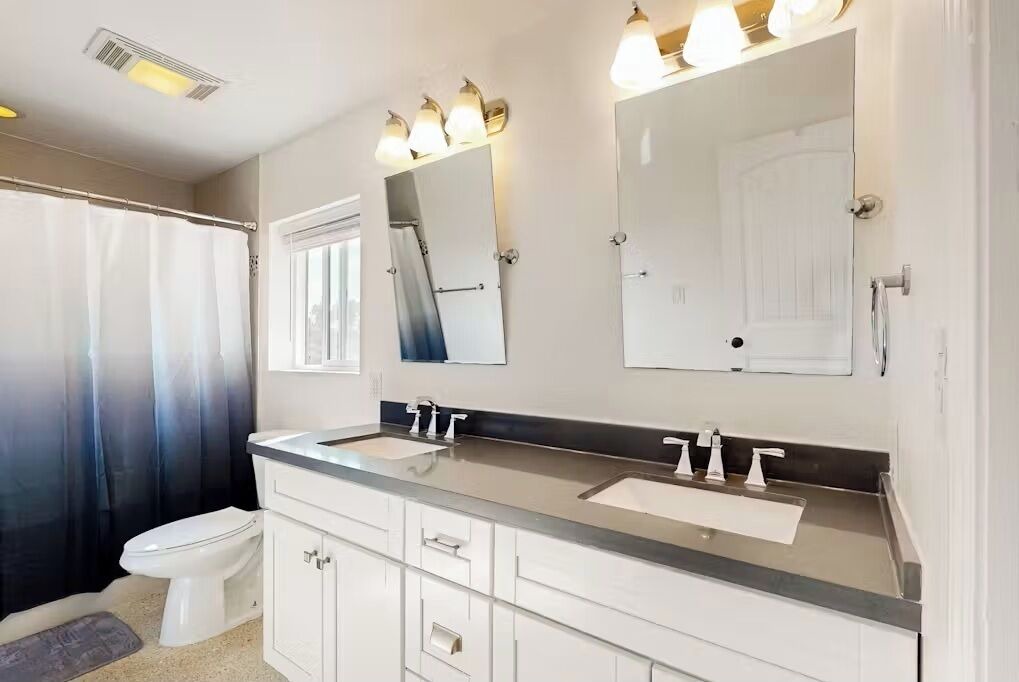 Photo of Bathroom in El Cerrito