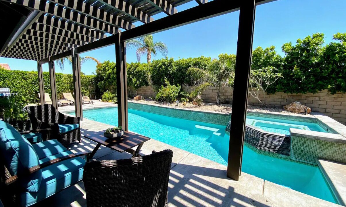 Photo of Outdoor in Racquet Club South