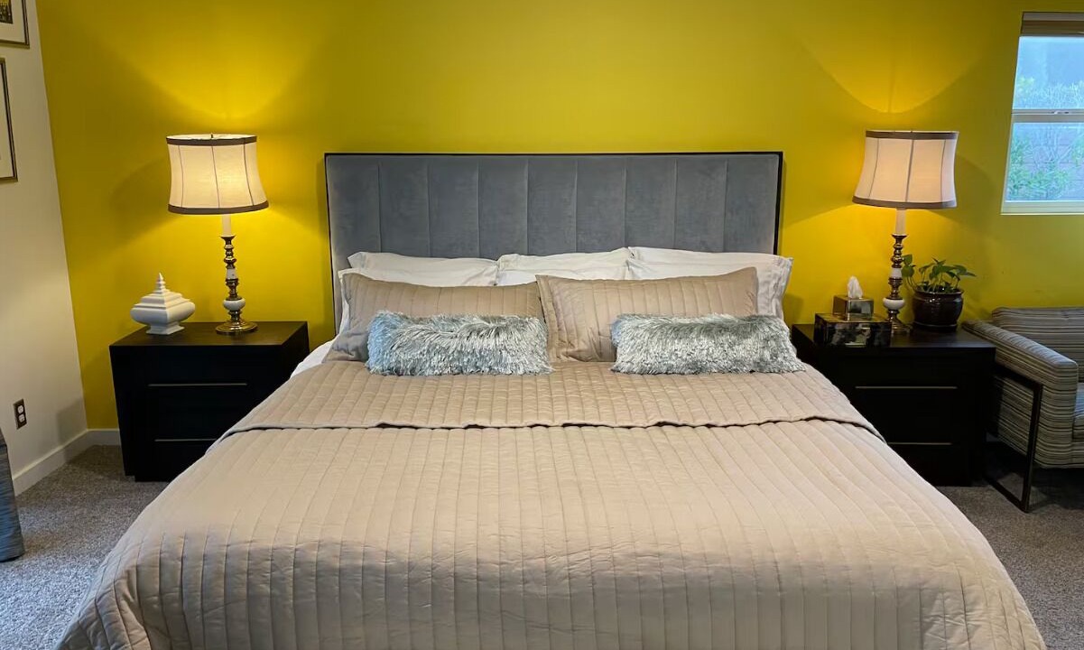 Photo of Bedroom in Racquet Club South