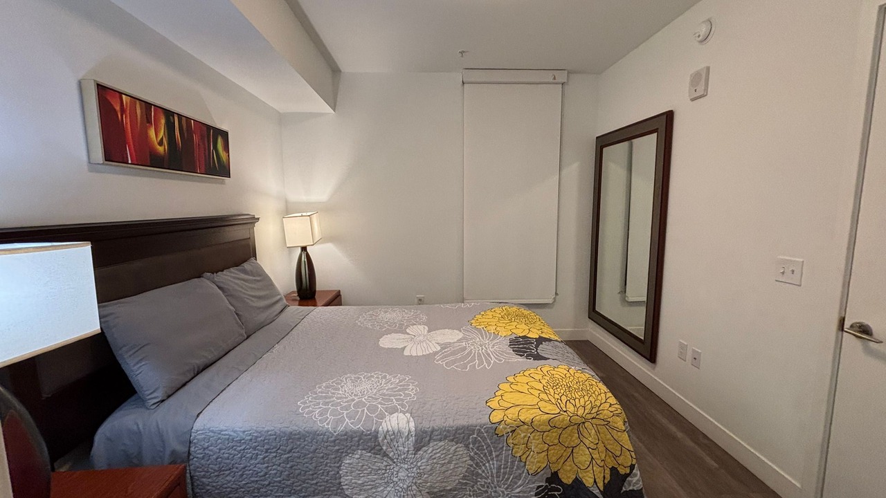Photo of Bedroom in Koreatown