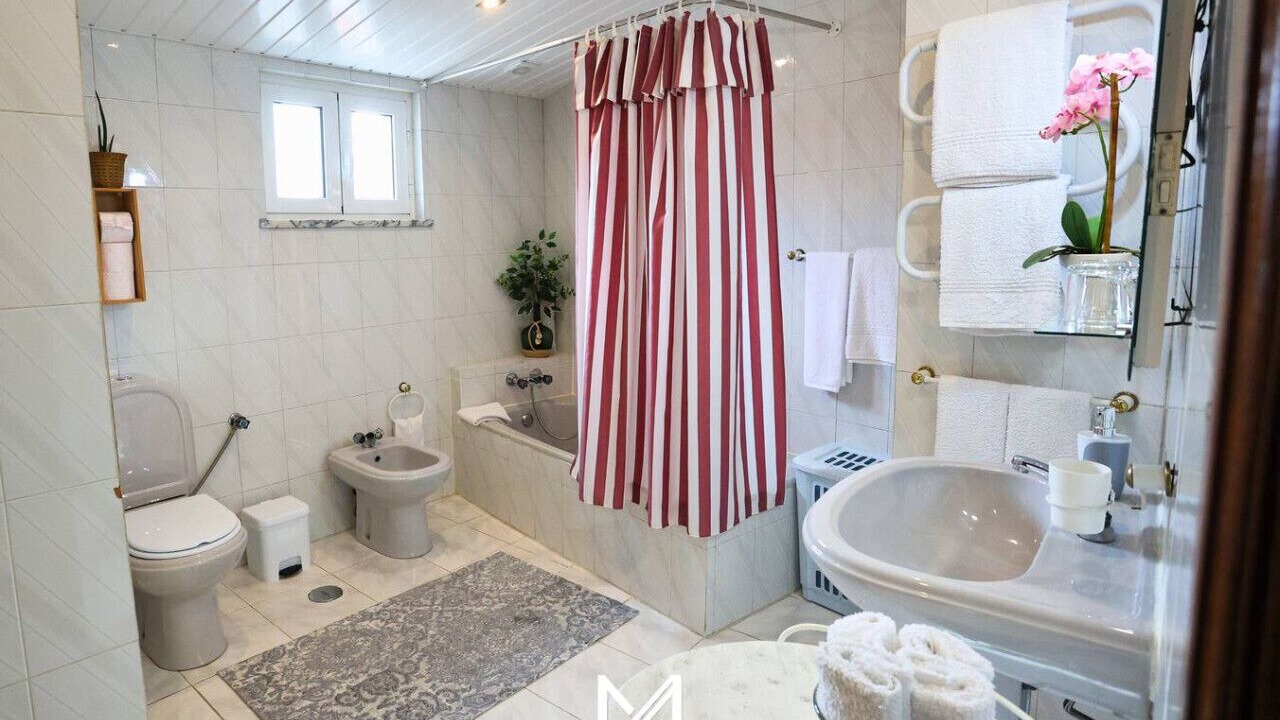 Photo of Bathroom in Seia