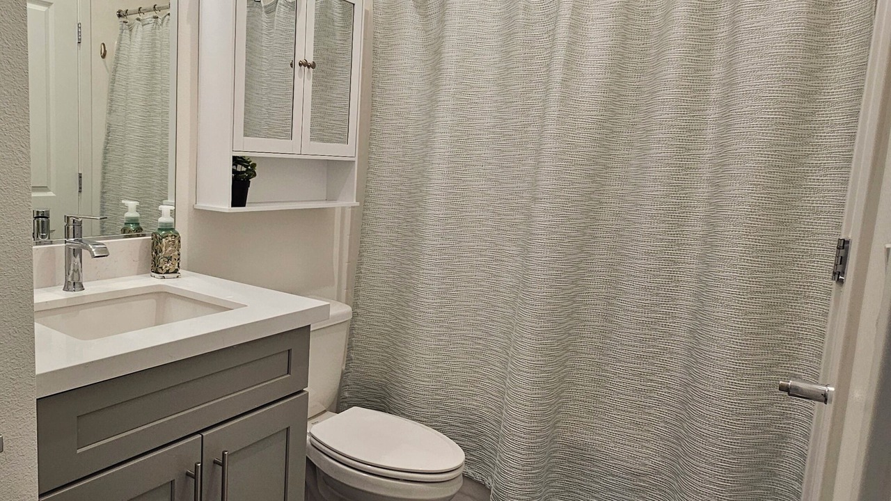 Photo of Bathroom in Summerlin South